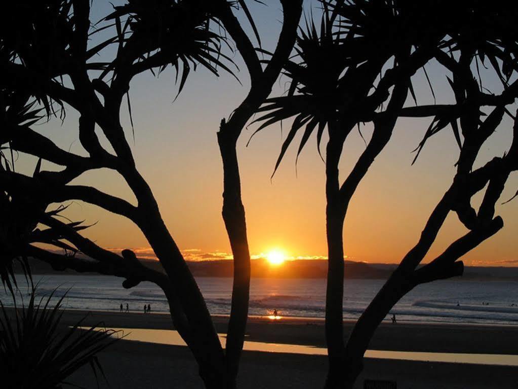 Ostello Yha Coolangatta Gold Coast Esterno foto